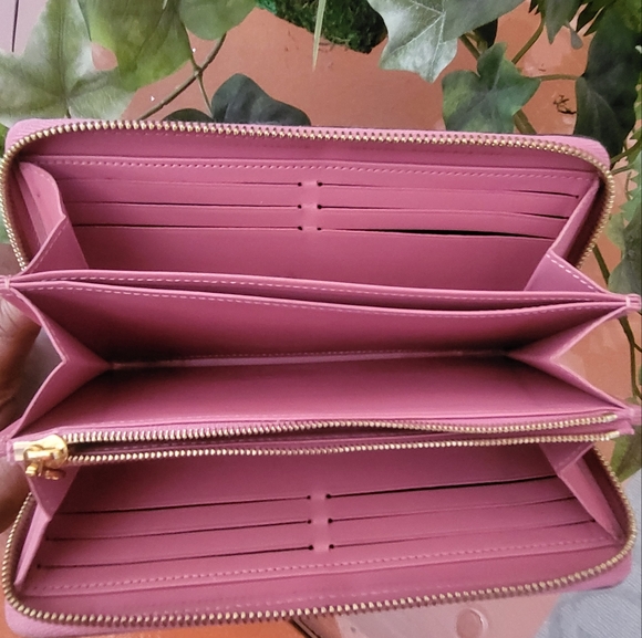 Louis Vuitton Monogram Verni Rose Blush Zip Around Long Wallet - Picture 3 of 15